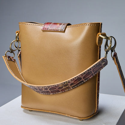 كروسيا – متعدد الألوان