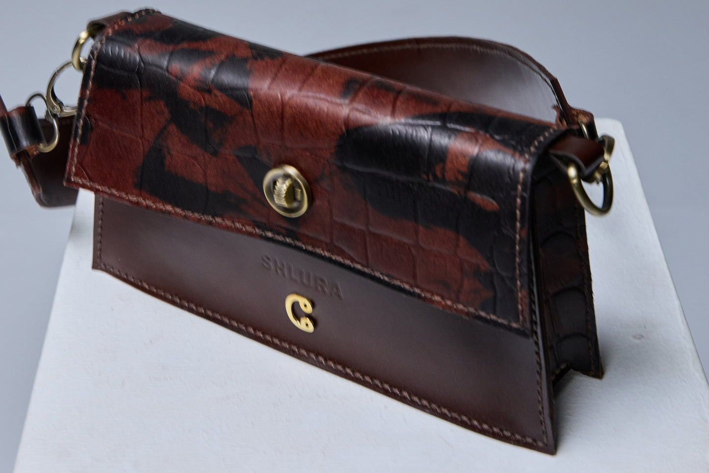 نيبرا – براون