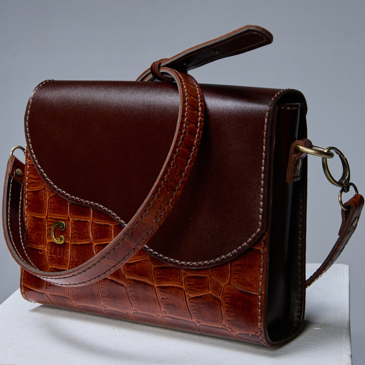 Velmira – Crocodile Brown