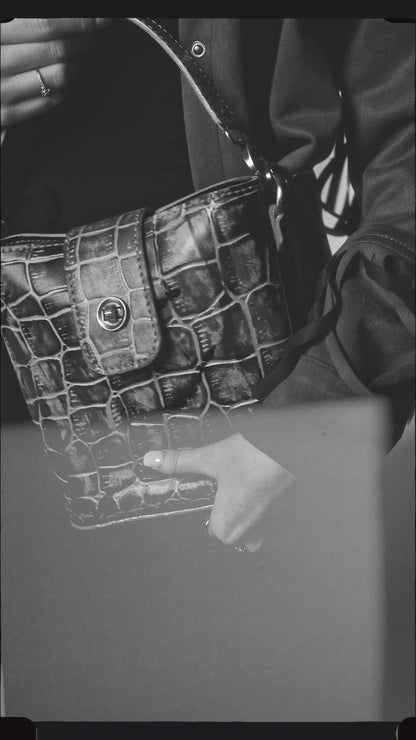 كروسيا – متعدد الألوان